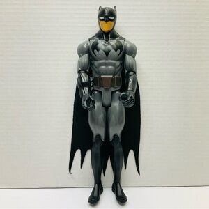 MATTEL 2016 Batman with Cape Posable 12 Inch Action Figure DC Comics Dark Knight